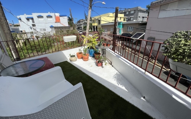 JB23 Apts 4 Bedrooms near Airport