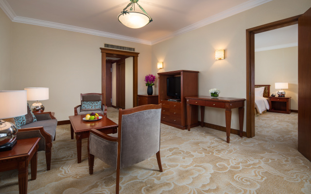 Hua Ting Hotel & Towers