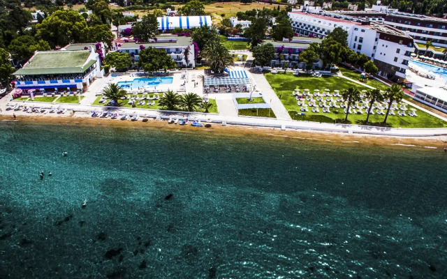 Ladonia Hotels Luna Beach Resort