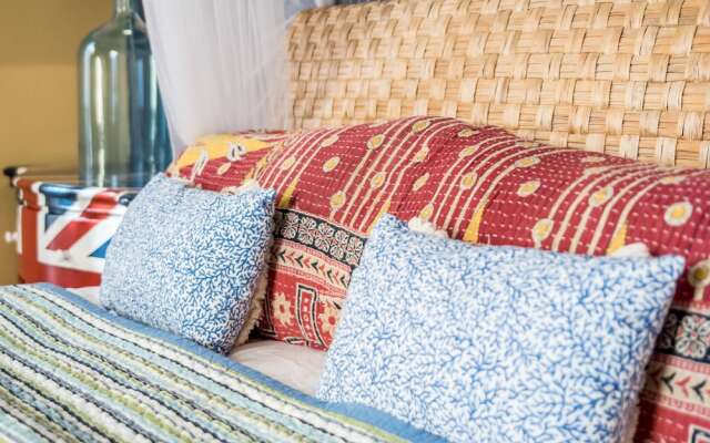 Casa Gali AV 43 2 BR by Casago