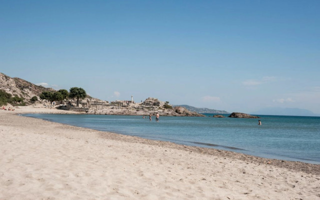Eleni Hotel