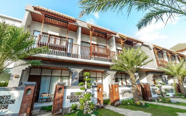 Lovina Beach Club & Resort