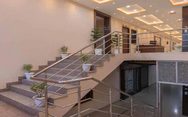 Itsy Hotels Kashi Grand, BHU