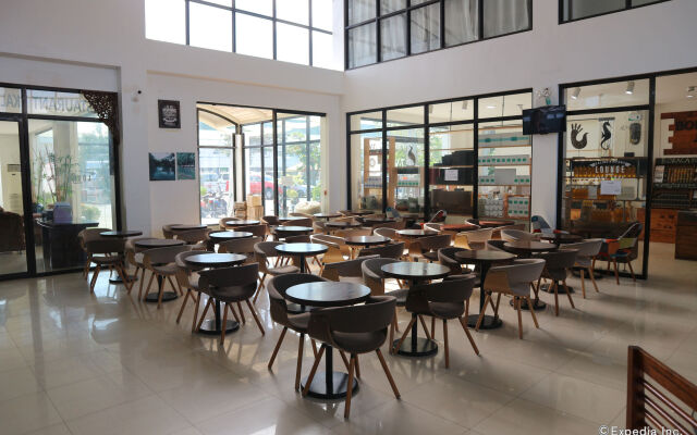 Discover Boracay Hotel and Spa