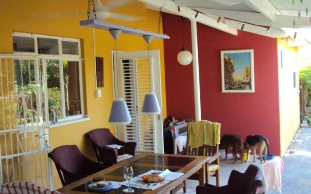 Annida's Apartments