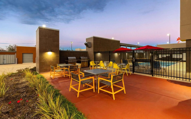 Hawthorn Extended Stay by Wyndham Kingwood/Houston