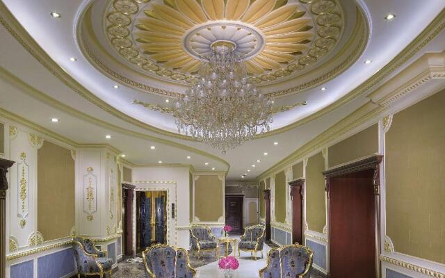 Royal Rose Abu Dhabi, a Curio by Hilton Affiliated Hotel