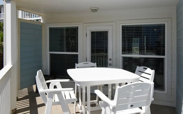 Seascape 2108 1 Bedroom Condo by RedAwning