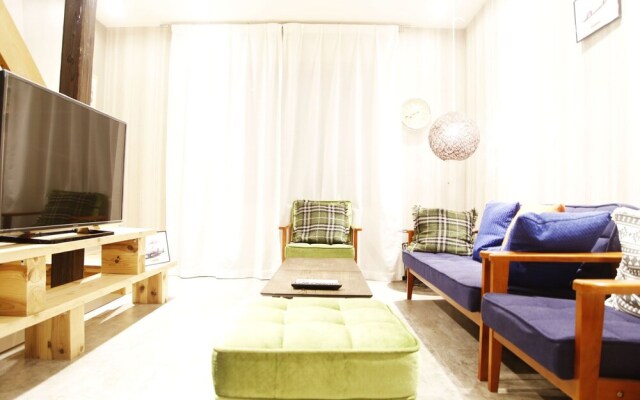 Ueno Lucky Homes