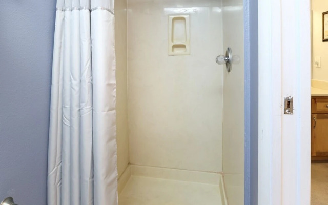 Palm Beach Club 2-249