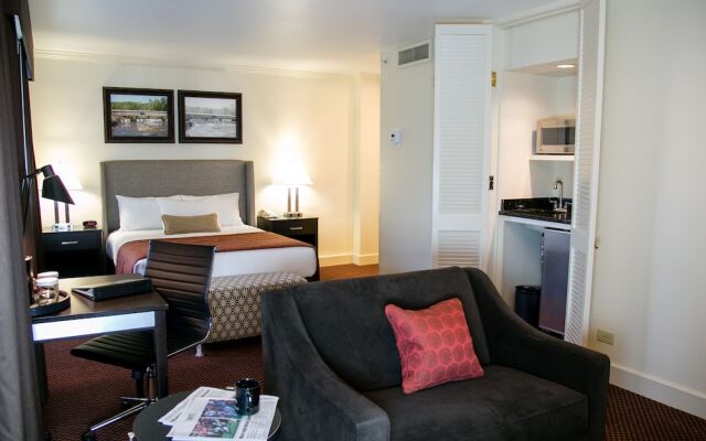 The University of Georgia Center for Continuing Education & Hotel