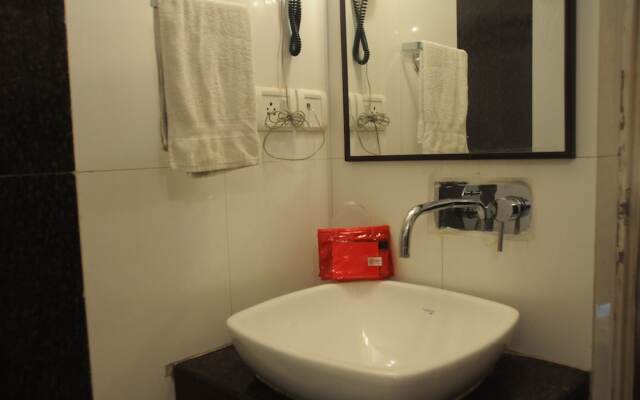 OYO 3049 near Railway Station