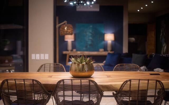 Coconuts Beach House