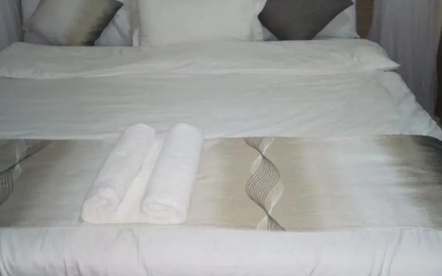 BLUE NILE 9 - SUNSET HOLIDAY APARTMENTS, SHANZU - Mombasa