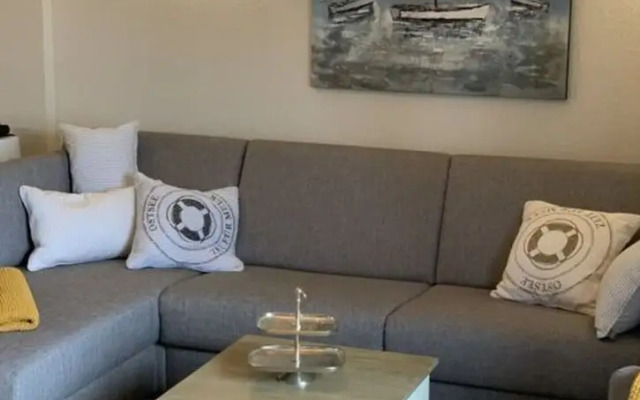 Holiday Apartment Harbor Flair