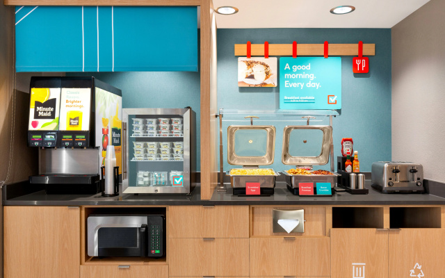 avid hotel Plano North by IHG