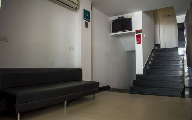 OYO Rooms Bhopal Malviya Nagar New Market