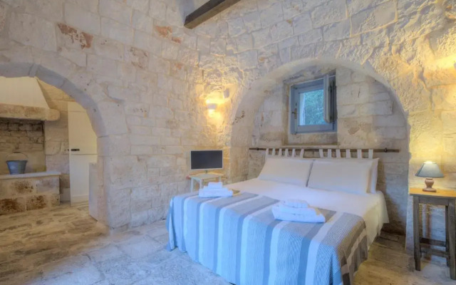 Trulli Capo di Lupo Cisternino by Typney