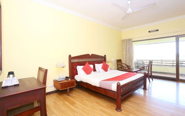 OYO 26874 Manor Backwater Resort