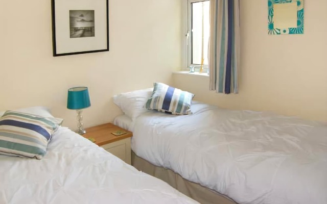 3 Riverside Bungalows