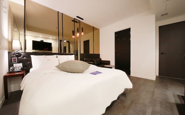 Hotel Yaja Yong In
