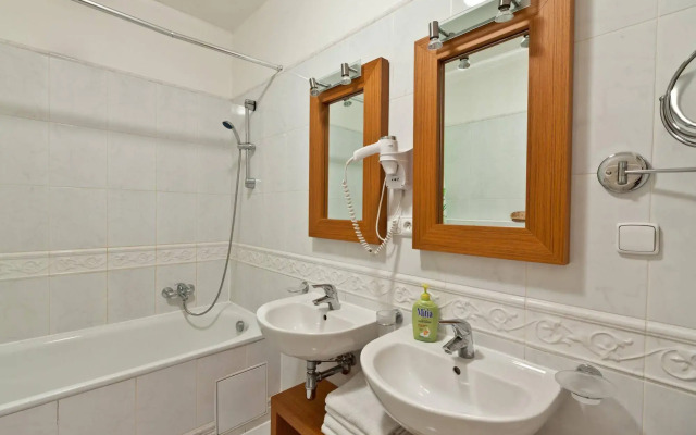 Emporio Prague Apartments