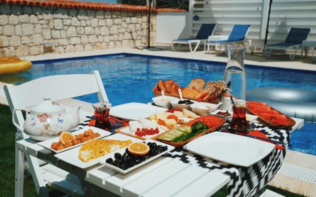 Kybele Alacati