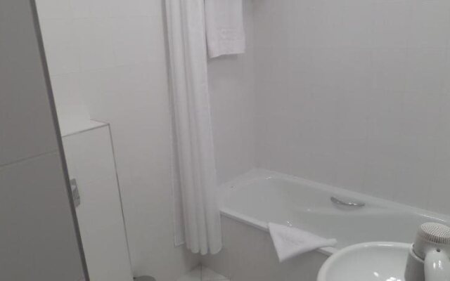 Astoria Bed & Breakfast