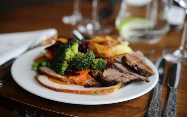 Old Thorns Hotel & Resort