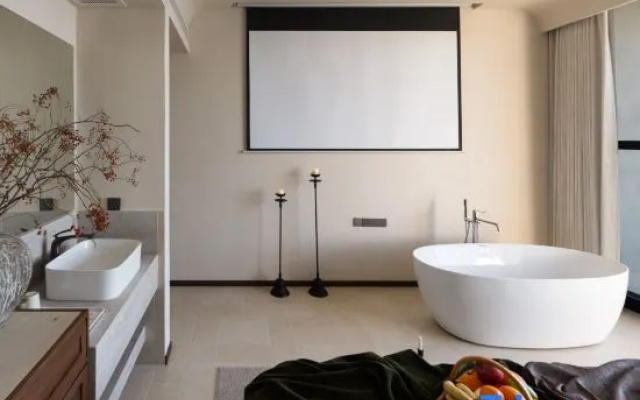 Distant Home · Azure View Xunshan Jihai | Full Sea View Luxury Wilderness Homestay – Bathroom – Dali