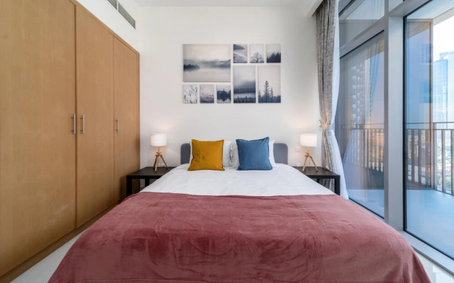 Lux BnB BLVD Central