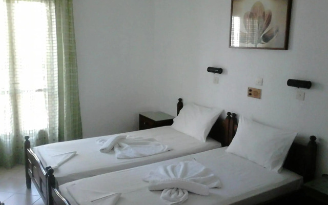 Smaragda Hotel