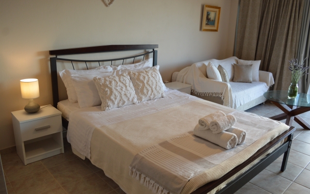 Best House Petit Pylos Messinias