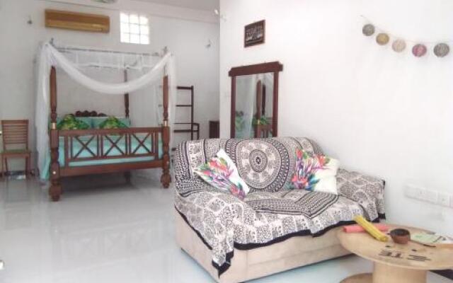 Madiha Guest
