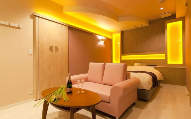 HOTEL IRIS - Adult Only