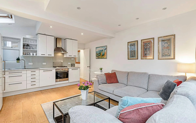 Garden Oasis in the Heart of West London