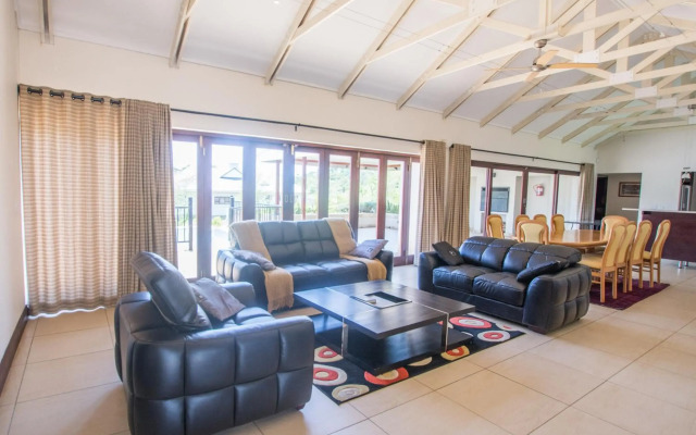 HoyoHoyo Hazyview Villas