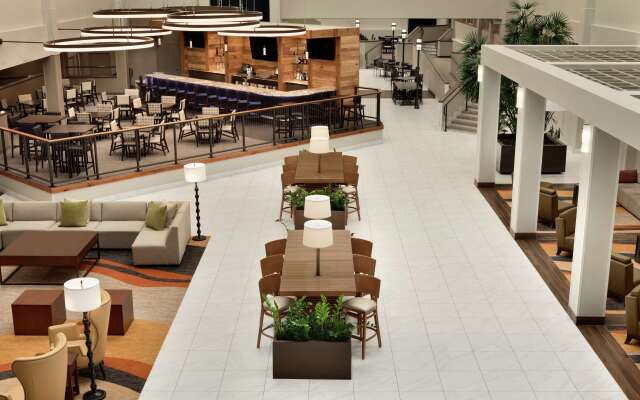 Embassy Suites by Hilton Milwaukee Brookfield