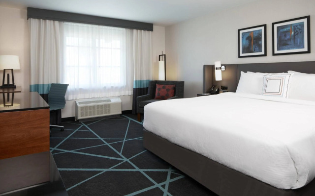 Courtyard by Marriott Dallas Addison/Quorum Drive