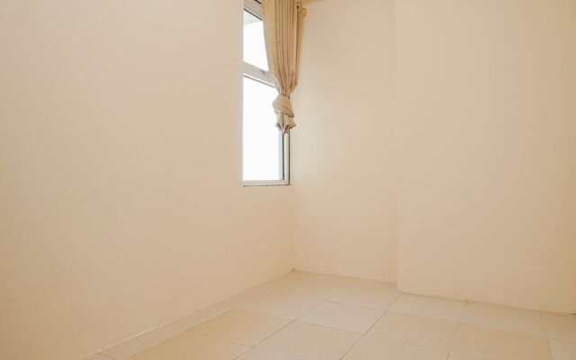 Cozy Living 1Br At Tifolia Apartment