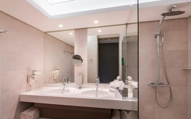 voco Strasbourg Centre The Garden by IHG