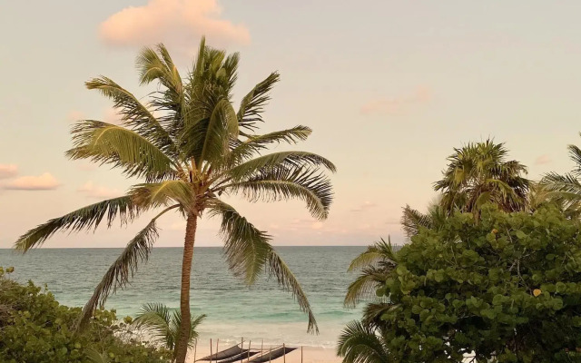 Libelula Tulum Beachfront Hotel
