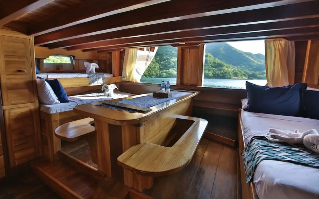 Ocean Pure Raja Ampat