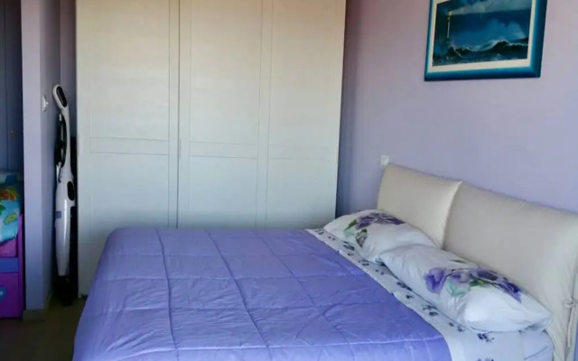 Apartment in Antibes With Shared Pool
