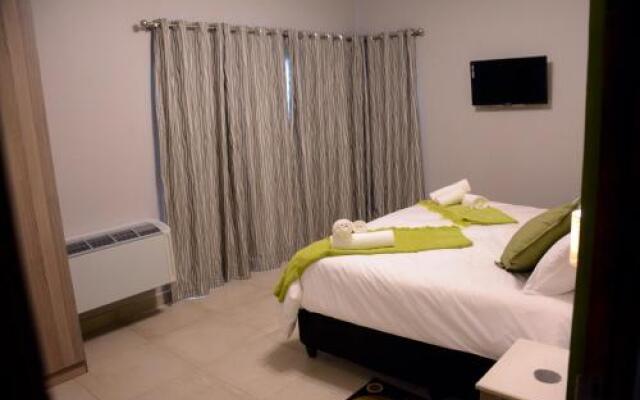 Green Side Accommodation
