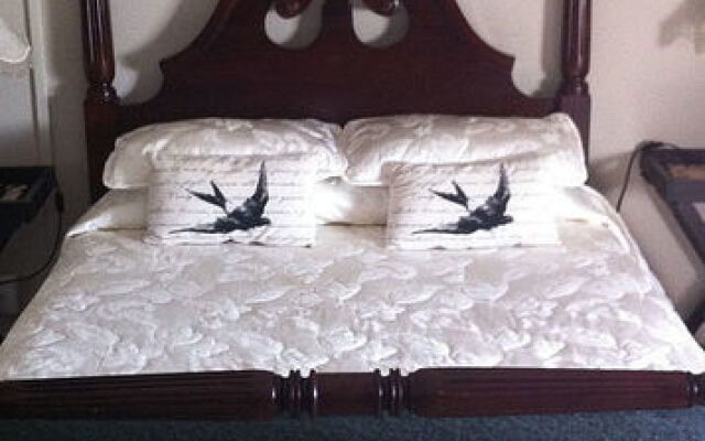 The Porterville Hotel