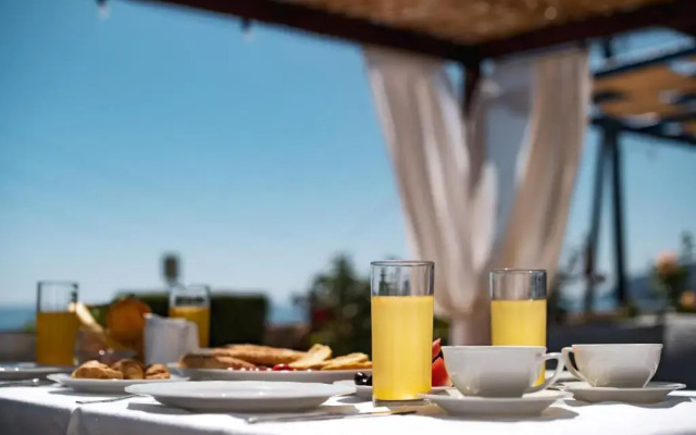 Philyra hotel
