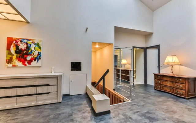 Splendide maison de 330m avec piscine interieure