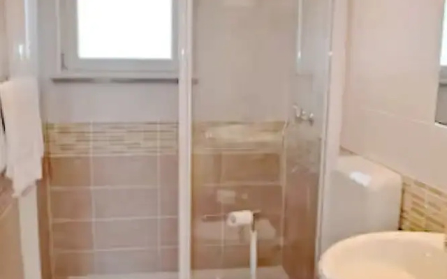 Bright Apartment in Zambratija