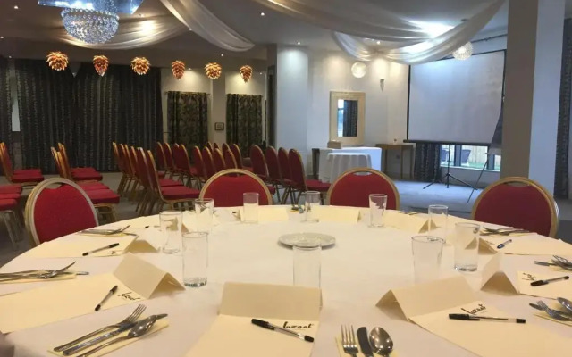 Lazaat Hotel